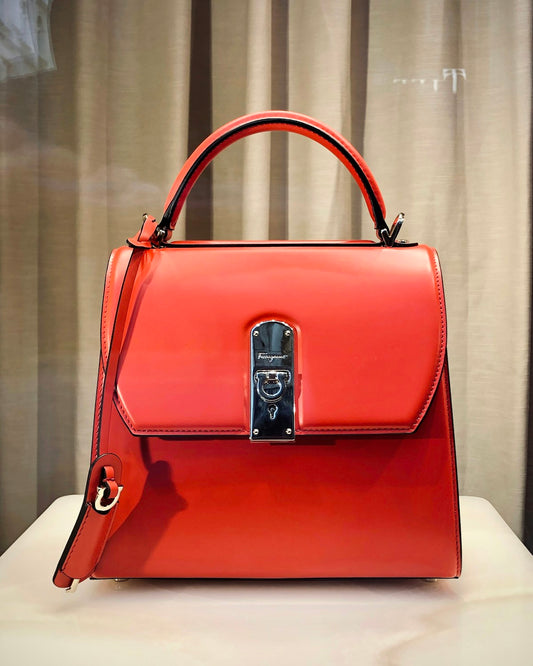 Meridian leather shoulder bag